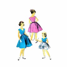 1950s Girls Full Skirt Dress Advance 6670 Vintage Sewing Pattern Size 4