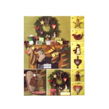 Fat Quarters Christmas Items Stocking Pillow Garland Ornaments McCalls 4990 Sewing Pattern